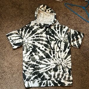 Short sleeve tie-dye hoodie